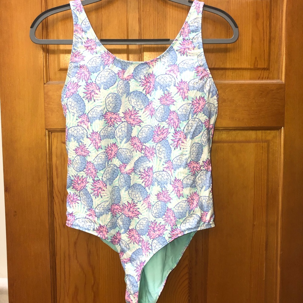 Vineyard Vines Pineapple Printed One Piece - image 1